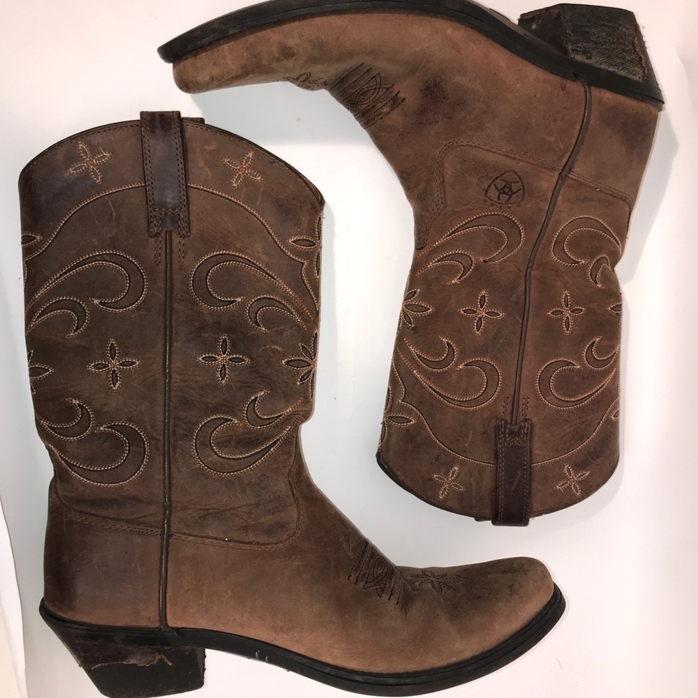 Ariat Women’s Cowboy Boots Size 6.5B Western